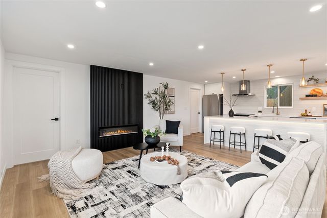 30523 58th Avenue S, Auburn, WA 98001