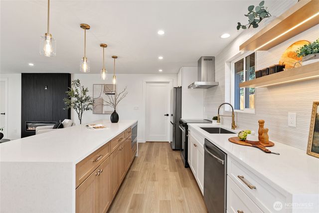 30523 58th Avenue S, Auburn, WA 98001