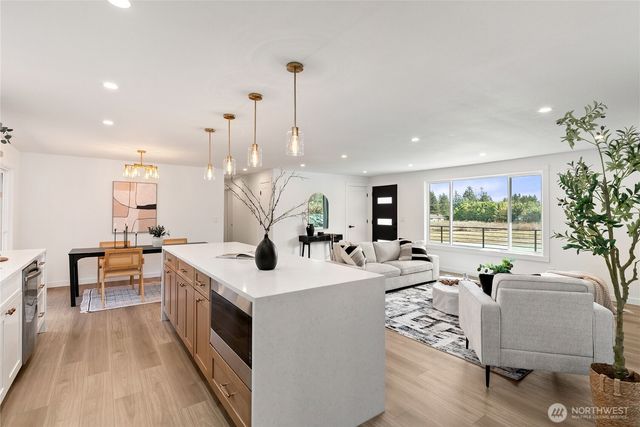 30523 58th Avenue S, Auburn, WA 98001