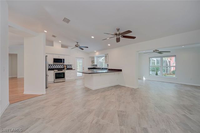 825 Desoto BLVD N, Naples, FL 34120