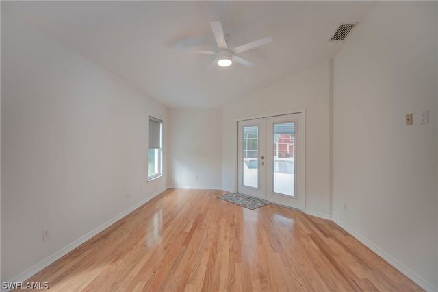 825 Desoto BLVD N, Naples, FL 34120