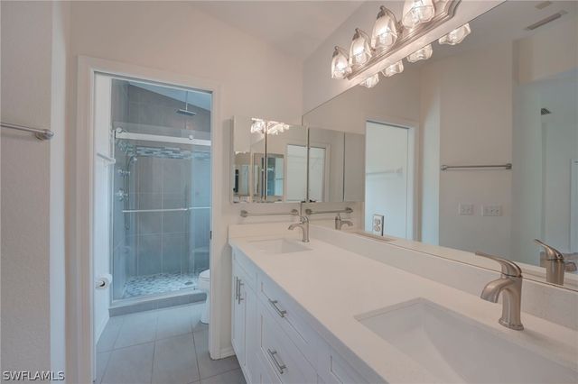 825 Desoto BLVD N, Naples, FL 34120