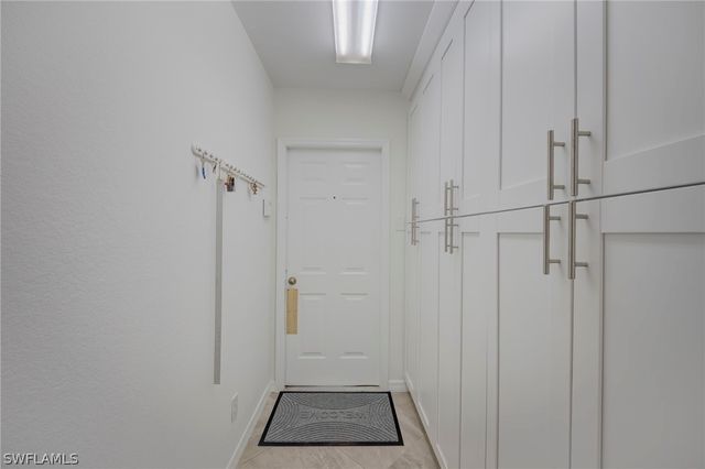 825 Desoto BLVD N, Naples, FL 34120