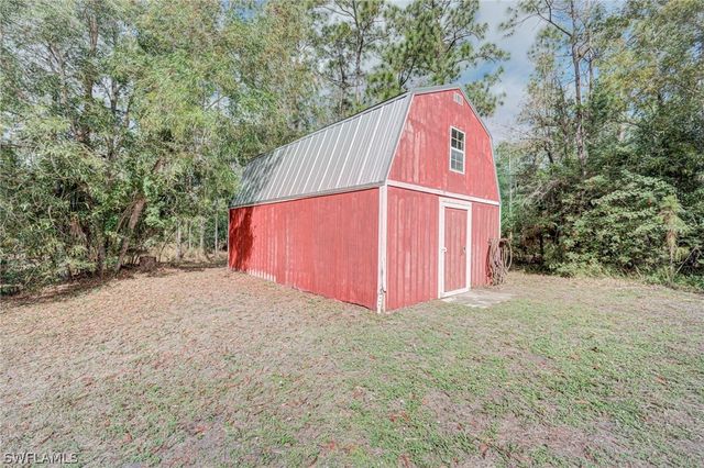 825 Desoto BLVD N, Naples, FL 34120