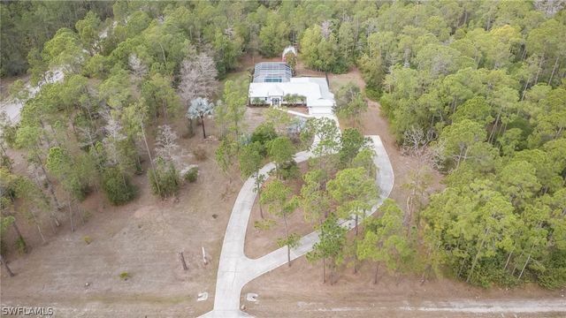 825 Desoto BLVD N, Naples, FL 34120