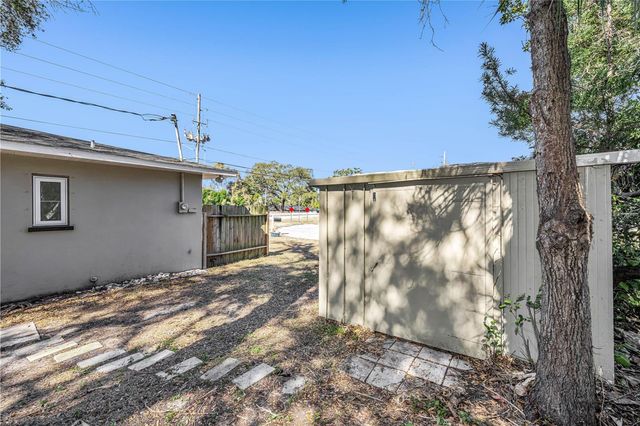 1005 N HIGHLAND AVENUE, Clearwater, FL 33755