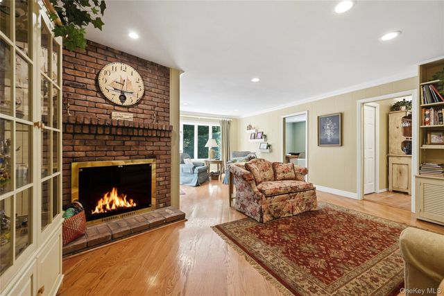 115 Autumn Drive, Hauppauge, NY 11788