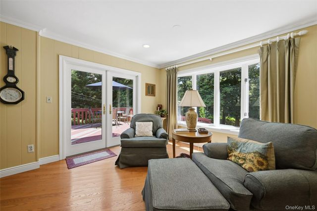 115 Autumn Drive, Hauppauge, NY 11788