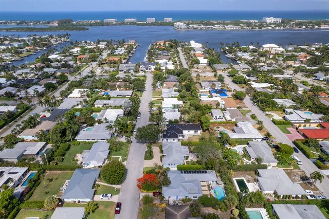 145 Vassar Drive, Lake Worth Beach, FL 33460
