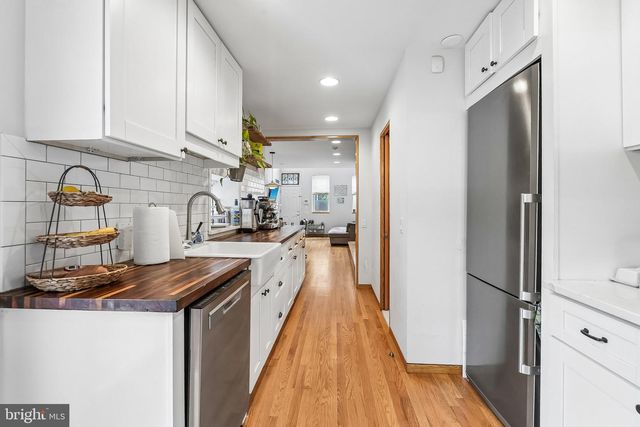 605 PINE ST, Philadelphia, PA 19106