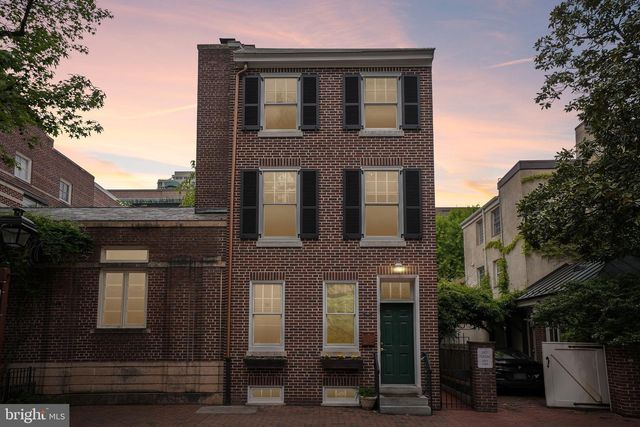 605 PINE ST, Philadelphia, PA 19106