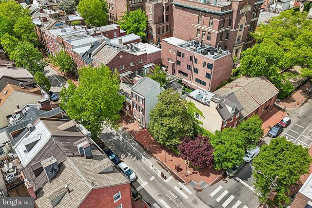 605 PINE ST, Philadelphia, PA 19106