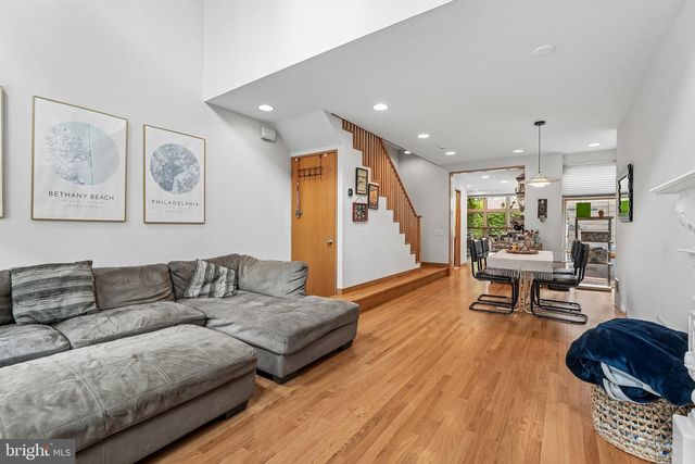 605 PINE ST, Philadelphia, PA 19106