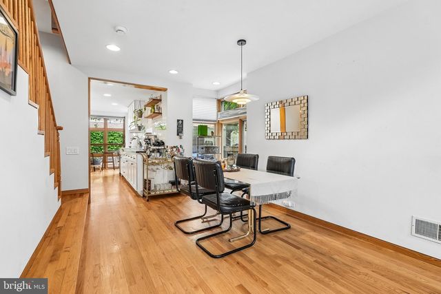 605 PINE ST, Philadelphia, PA 19106