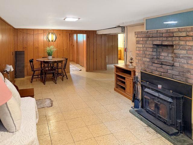 1006 EVANS STREET, Oshkosh, WI 54901