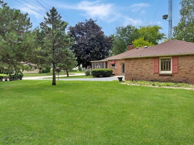 1006 EVANS STREET, Oshkosh, WI 54901
