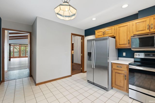 6618 Camberwell Court, Fort Wayne, IN 46804