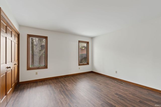 6618 Camberwell Court, Fort Wayne, IN 46804