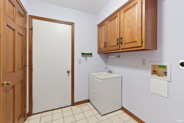 6618 Camberwell Court, Fort Wayne, IN 46804