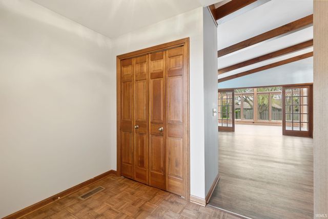 6618 Camberwell Court, Fort Wayne, IN 46804