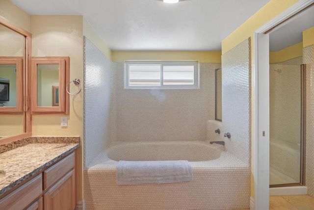 5 Bridgetown Bend, Coronado, CA 92118