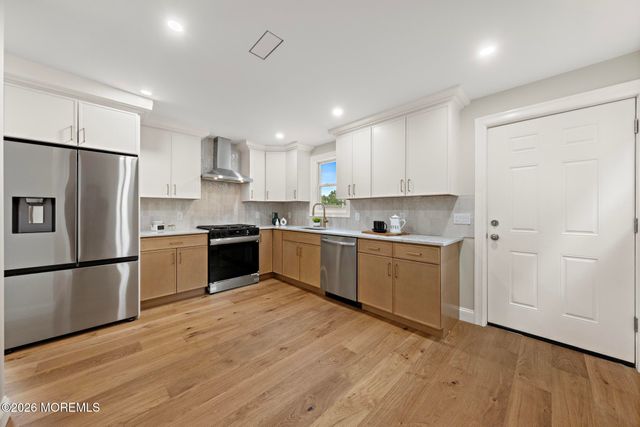 826 Dunlewy Street, Asbury Park, NJ 07712