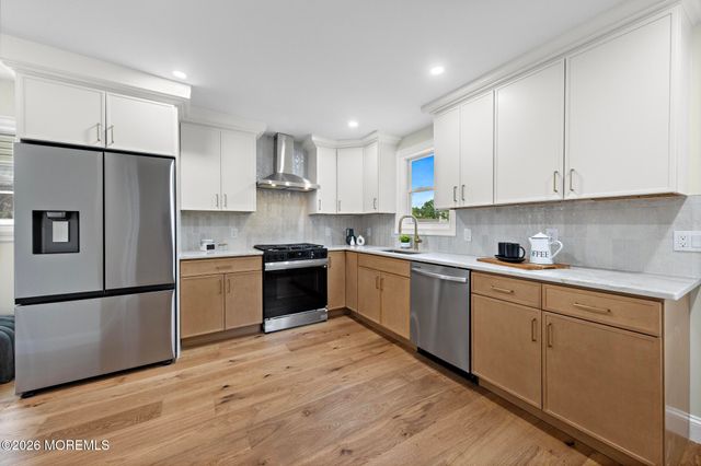 826 Dunlewy Street, Asbury Park, NJ 07712