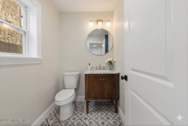 826 Dunlewy Street, Asbury Park, NJ 07712