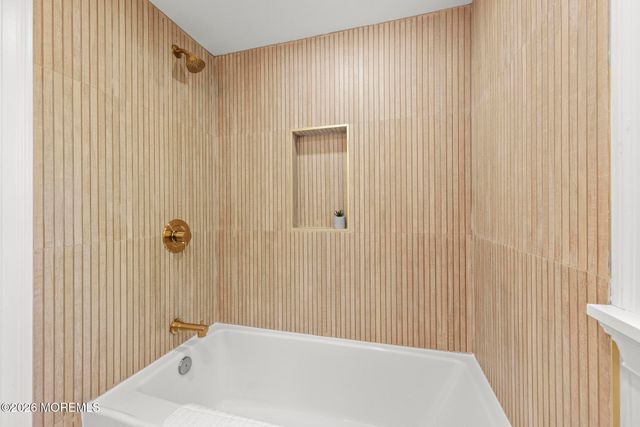 826 Dunlewy Street, Asbury Park, NJ 07712