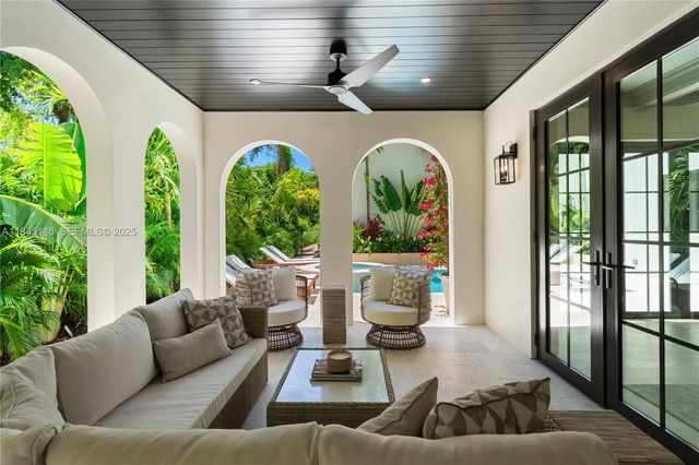 549 NE 59th St, Miami, FL 33137