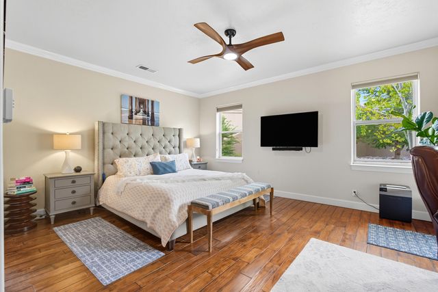 5604 MARIOLA Place NE, Albuquerque, NM 87111