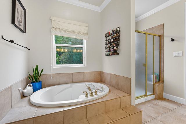 5604 MARIOLA Place NE, Albuquerque, NM 87111