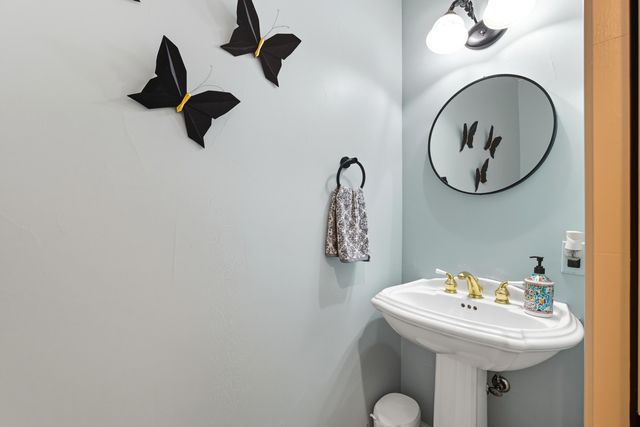 5604 MARIOLA Place NE, Albuquerque, NM 87111