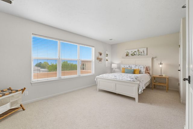 5604 MARIOLA Place NE, Albuquerque, NM 87111