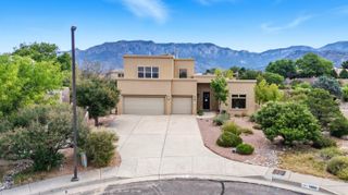 5604 MARIOLA Place NE, Albuquerque, NM 87111