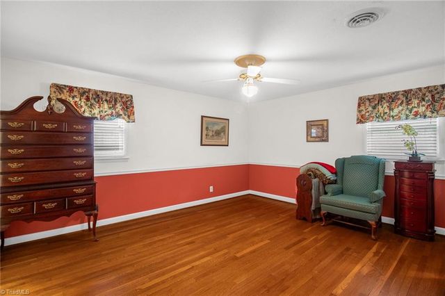 5630 Clinedale Court, Pfafftown, NC 27040