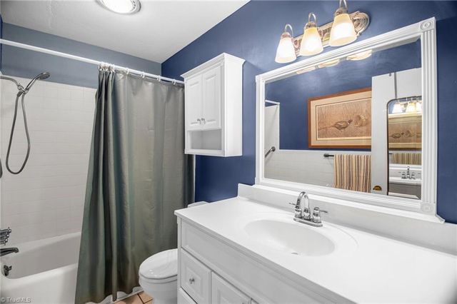 5630 Clinedale Court, Pfafftown, NC 27040