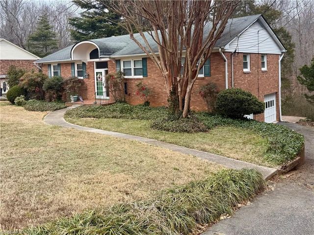 5630 Clinedale Court, Pfafftown, NC 27040