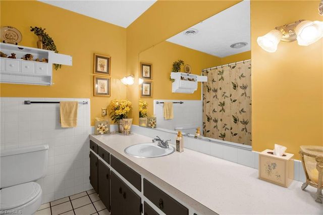 5630 Clinedale Court, Pfafftown, NC 27040