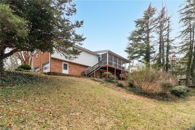 5630 Clinedale Court, Pfafftown, NC 27040