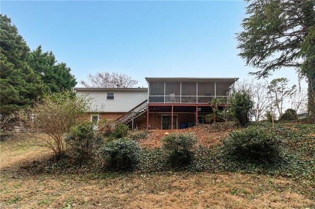 5630 Clinedale Court, Pfafftown, NC 27040