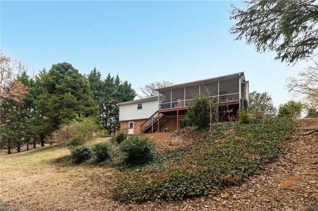 5630 Clinedale Court, Pfafftown, NC 27040