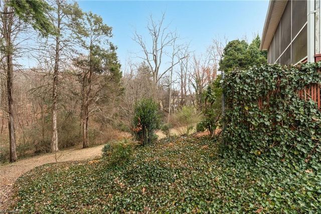 5630 Clinedale Court, Pfafftown, NC 27040