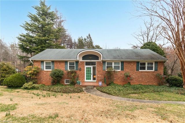 5630 Clinedale Court, Pfafftown, NC 27040