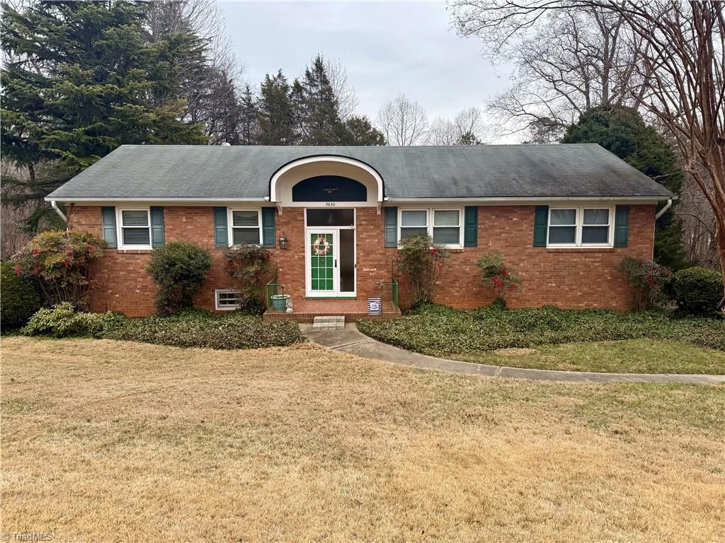 5630 Clinedale Court, Pfafftown, NC 27040