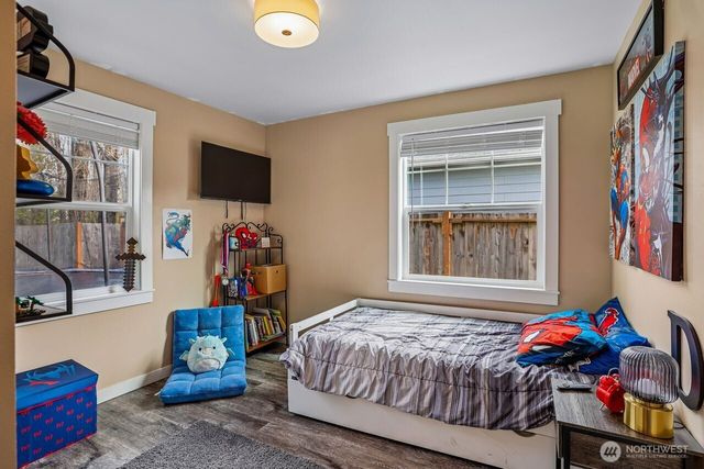 950 SE 4th Avenue, Oak Harbor, WA 98277