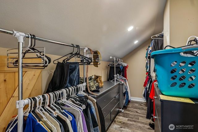 950 SE 4th Avenue, Oak Harbor, WA 98277