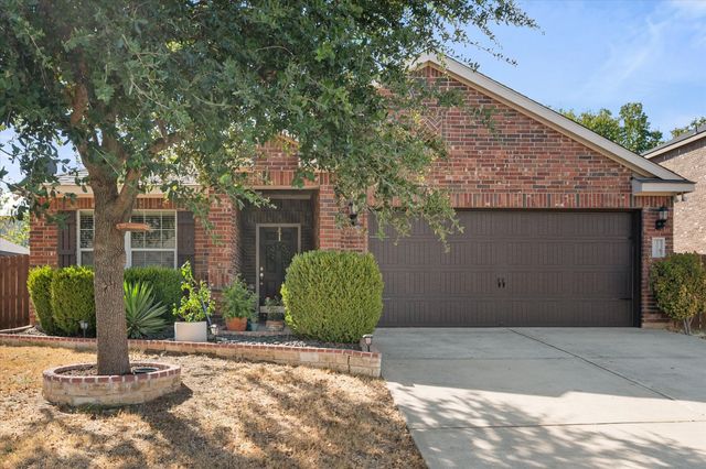 1008 Primrose Drive, Sanger, TX 76266