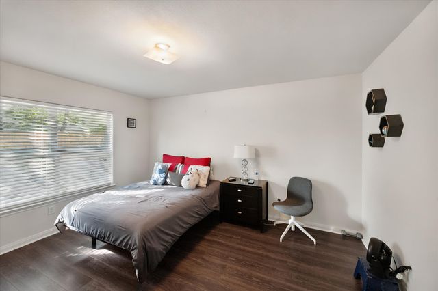 1008 Primrose Drive, Sanger, TX 76266