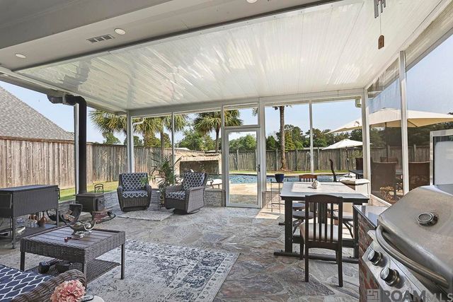 41136 Clearwater Ave, Gonzales, LA 70737